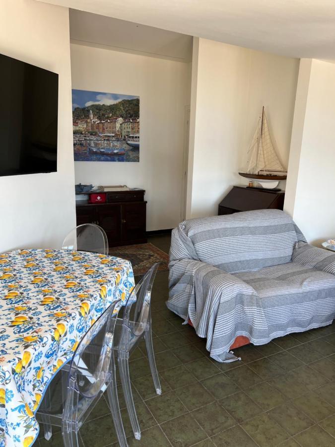 Nautilus Vista Mare Mozzafiato A 180 Gradi- Posto Auto Privato - 2 Camere Matrimoniali Piu 1 Divano Letto Singolo-Sky,Netflix-Wifi 200Mg Rapallo Exterior foto